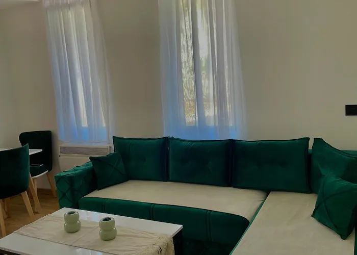 아파트 Silver Wings